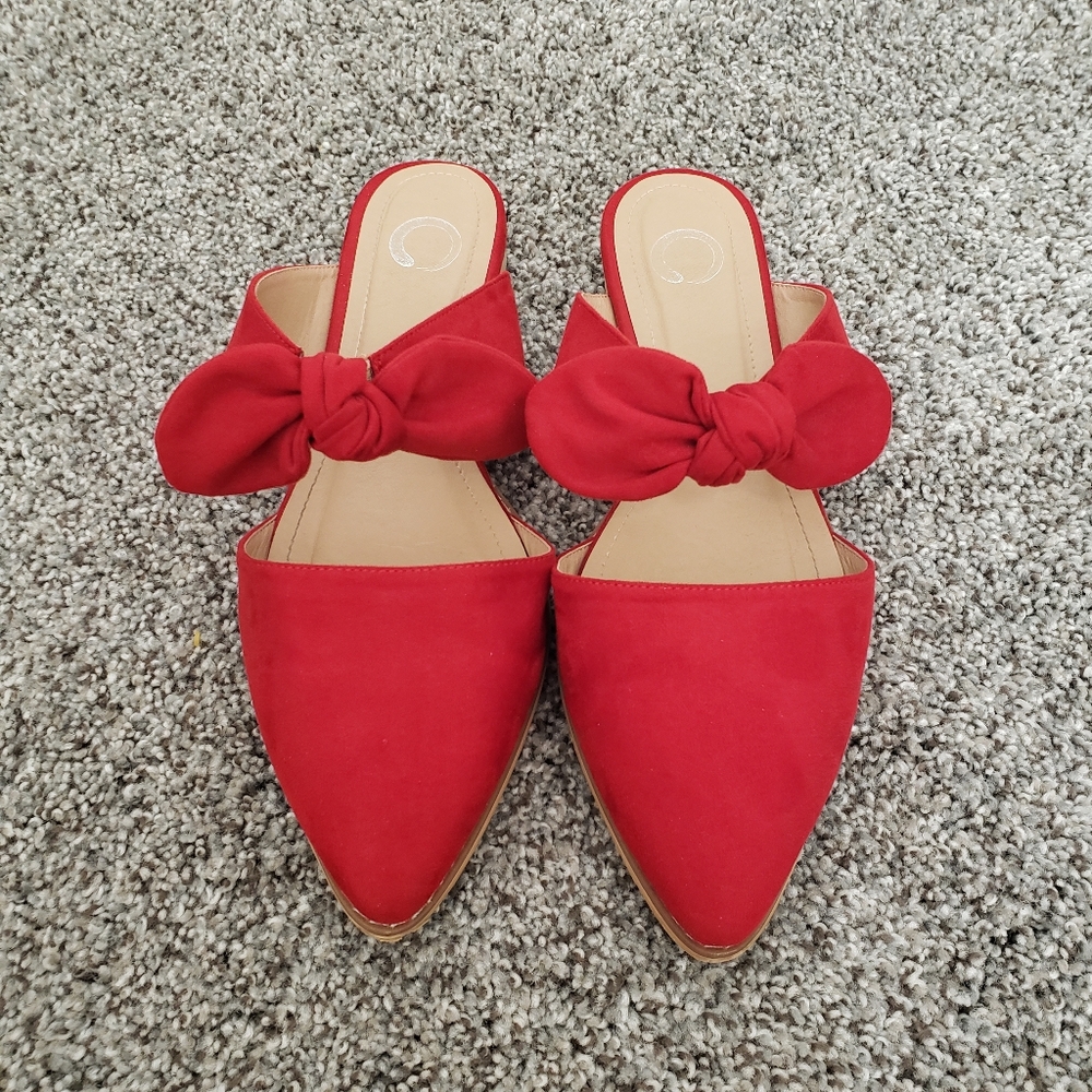Journee red bow mules sz 9
